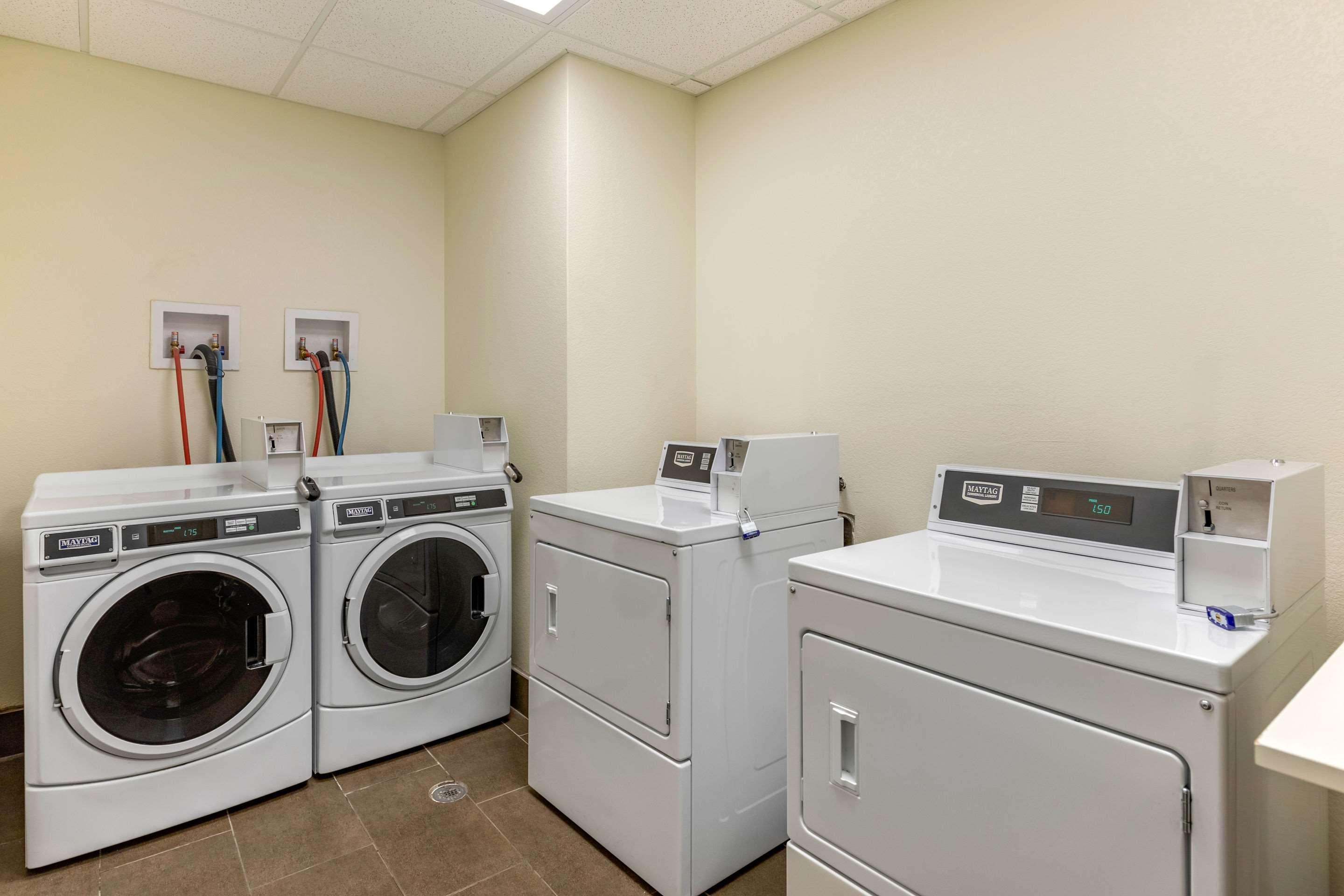 Mainstay Suites Near Denver Downtown מראה חיצוני תמונה